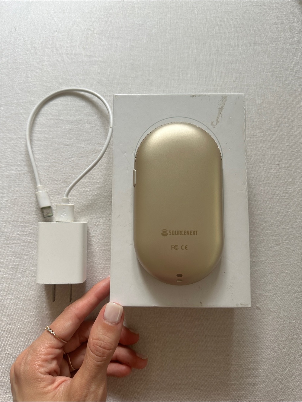 Portable Translator - Gold - Picture 2 of 6